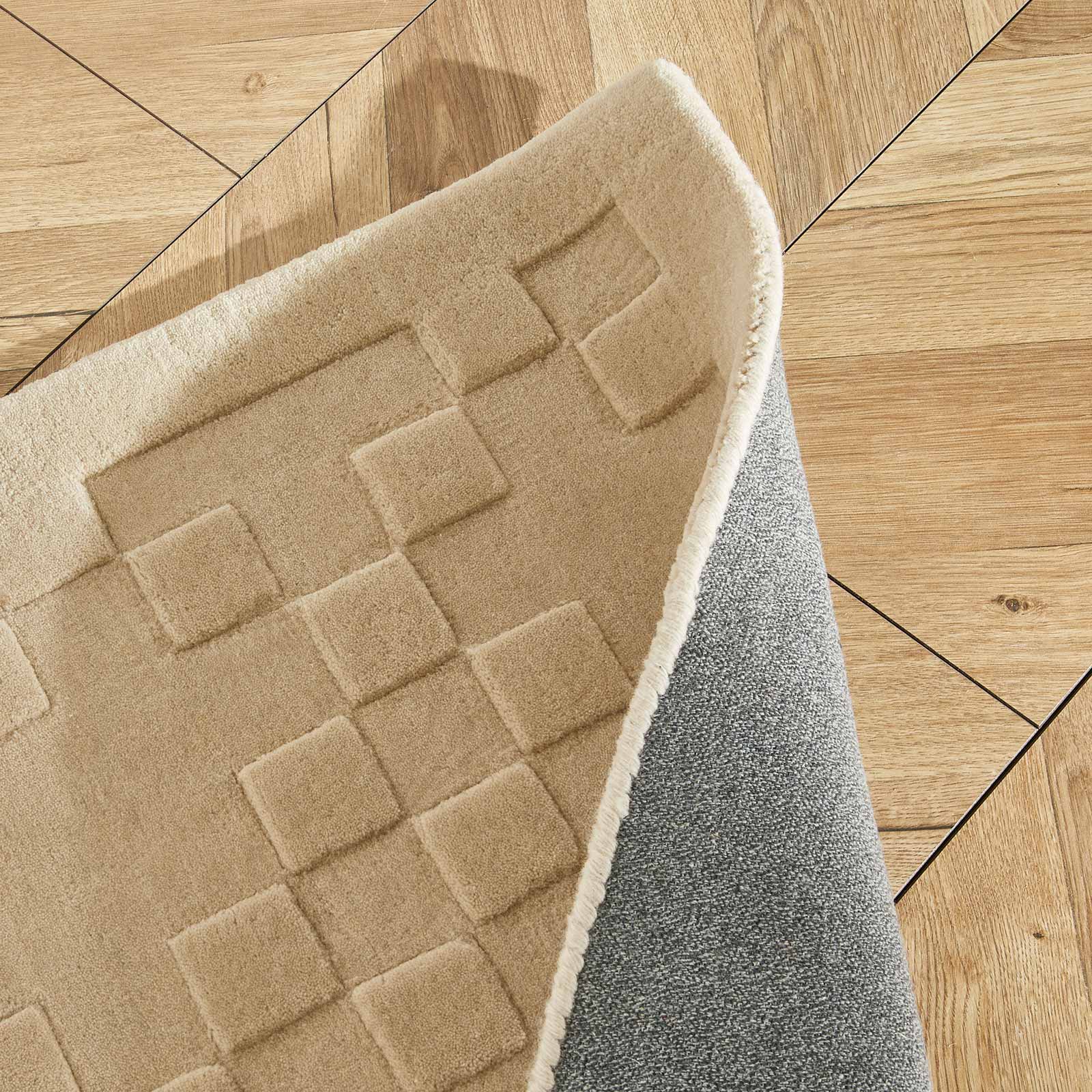 Concept Looms Teppich Priory PR 102 SQUARES BEIGE corner